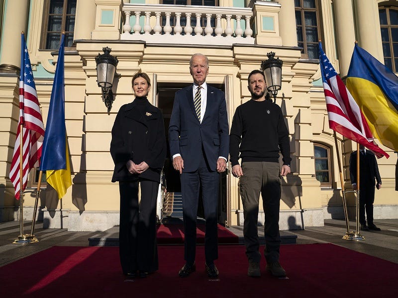 Biden’s Visit to Kiev: Distract Public Opinion From "Disadvantageous Developments". Tough Days Ahead for US-NATO? - Global Research